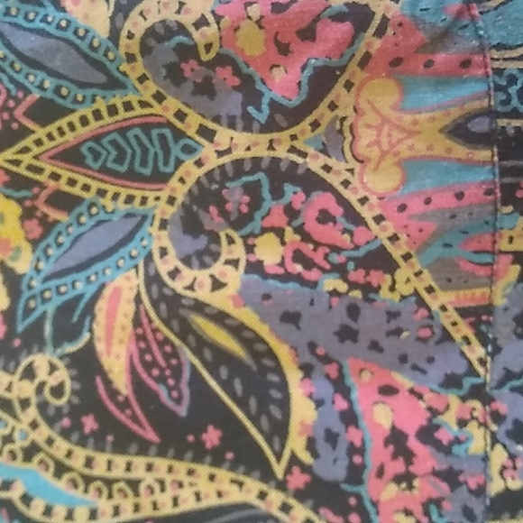 Atlast button down top - Picture 7 of 8